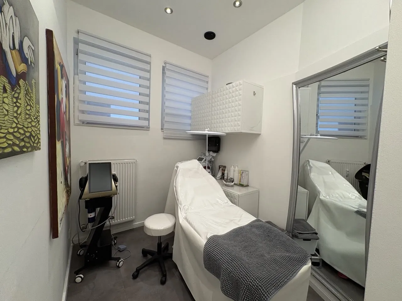 Isabels Beauty Club — Treatment room
