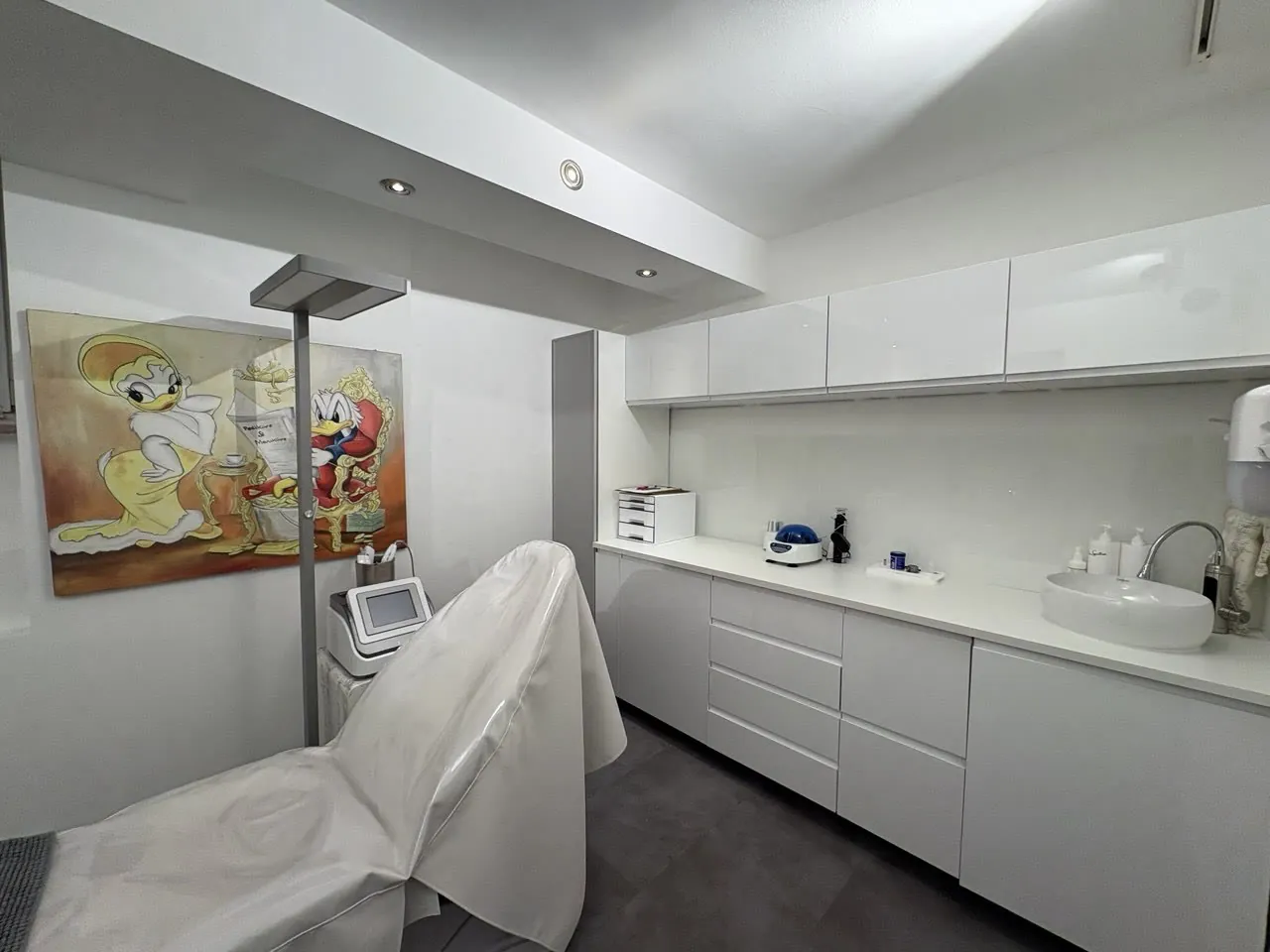 Isabels Beauty Club — Treatment room